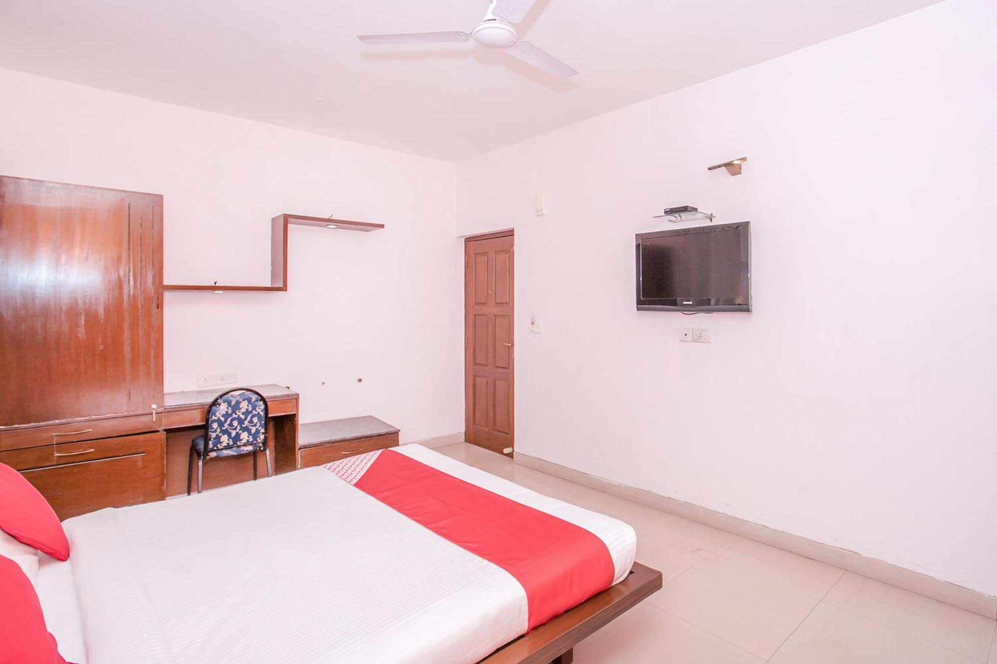 OYO 11688 Petuni Boutique Hotel Bangalore Extérieur photo